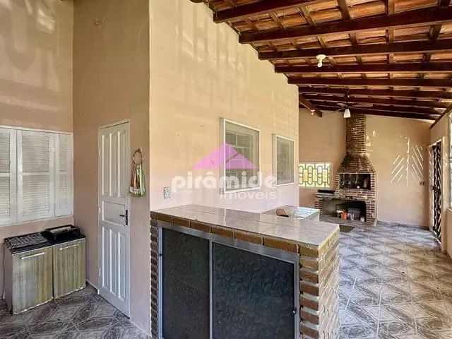 Casa com 67m² 1 quarto e 1 banheiro, à venda, no bairro Capricórnio I em Caraguatatuba