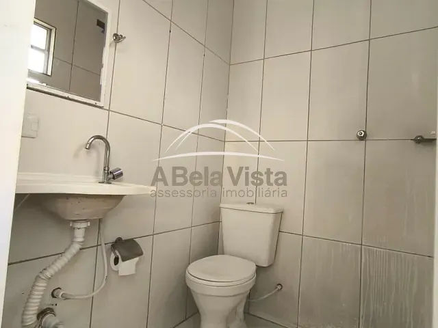 Casa com 50m² 2 quartos e 1 banheiro, para alugar, no bairro Padroeira em Osasco