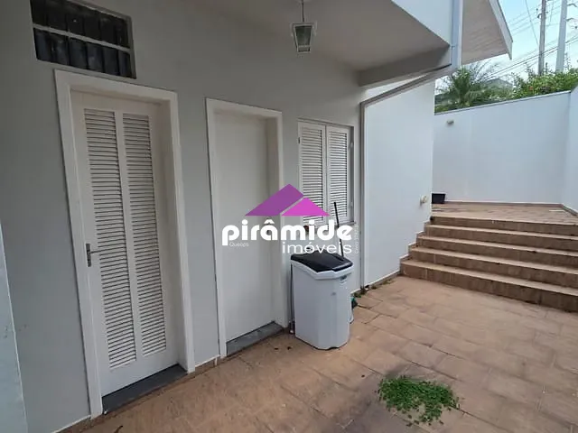 Casa 5 quartos e 5 banheiros, à venda, no bairro Urbanova em São José dos Campos