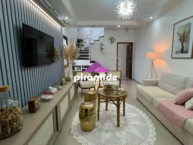 Casa 3 quartos e 2 banheiros, à venda, no bairro Jardim das Indústrias em São José dos Campos