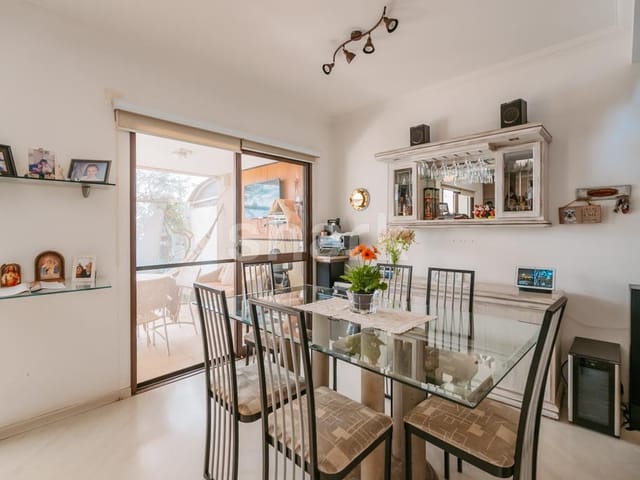 Casa com 165m² 3 quartos e 3 banheiros, à venda, no bairro Tamboré em Barueri