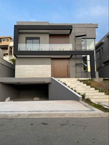 Casa com 520m² 4 quartos e 7 banheiros, à venda, no bairro Alphaville em Santana de Parnaíba