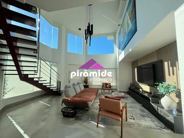 Casa com 400m² 4 quartos e 2 banheiros, à venda, no bairro Massaguacu em Caraguatatuba