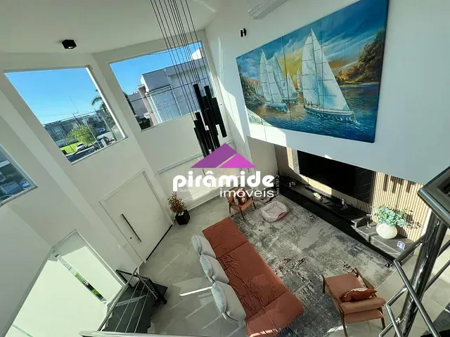 Casa com 400m² 4 quartos e 2 banheiros, à venda, no bairro Massaguacu em Caraguatatuba
