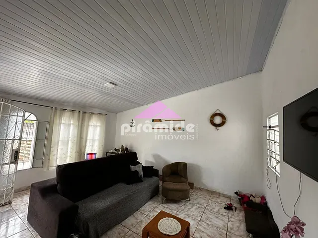 Casa 4 quartos e 3 banheiros, à venda, no bairro Praia das Palmeiras em Caraguatatuba