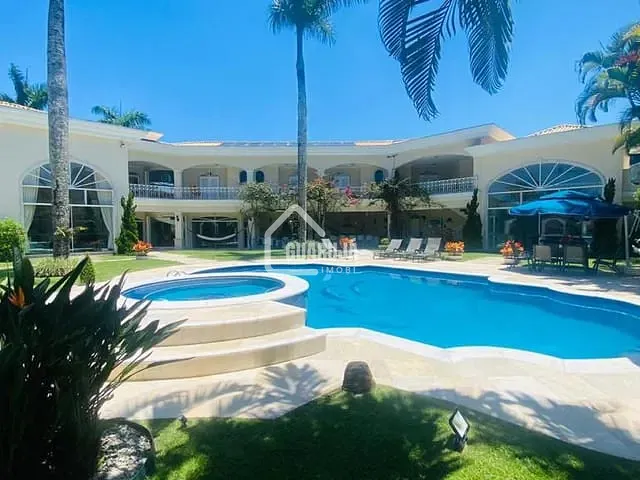Casa 7 quartos e 7 banheiros, à venda, no bairro Jardim Acapulco em Guarujá