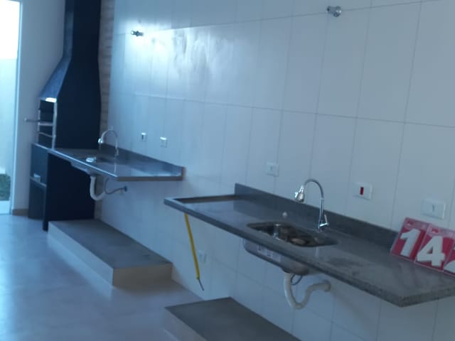 Casa com 258m² 3 quartos e 3 banheiros, à venda, no bairro Borba em Pindamonhangaba