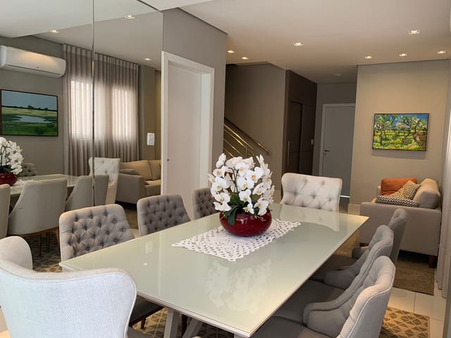 Casa com 165m² 3 quartos e 4 banheiros, à venda, no bairro Ribeirão do Lipa em Cuiabá