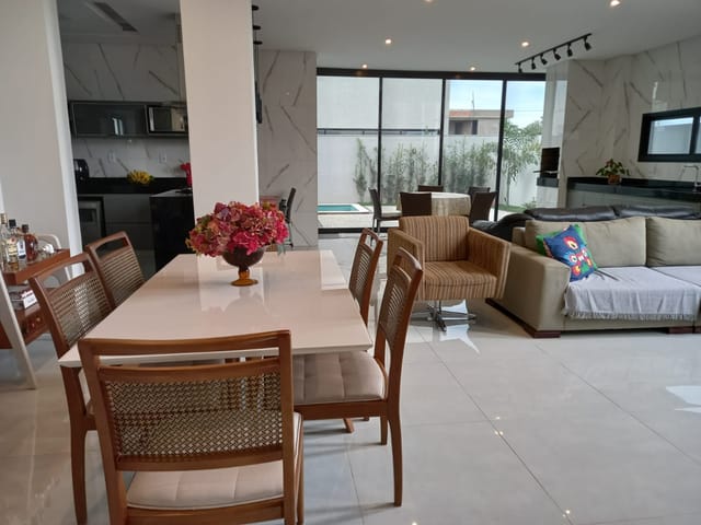 Casa em Condominio com 342m² 4 quartos e 5 banheiros, à venda, no bairro Residencial Parqville Jacarandá em Aparecida de Goiânia