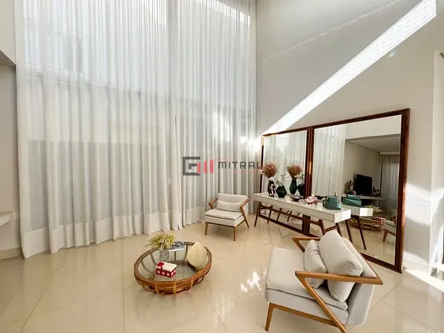Casa com 300m² 4 quartos e 3 banheiros, à venda, no bairro Esperança em Londrina