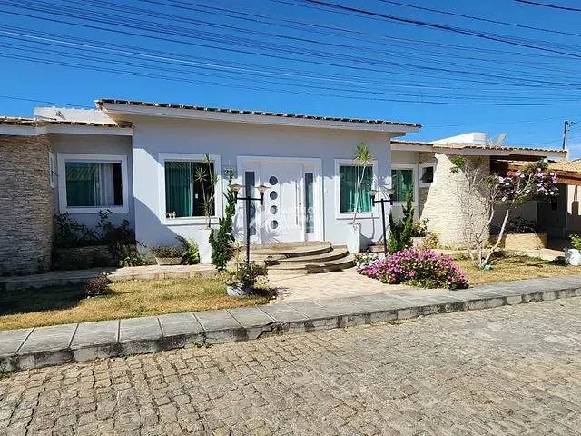 Casa 4 quartos e 2 banheiros, à venda, no bairro Recreio em Vitória da Conquista