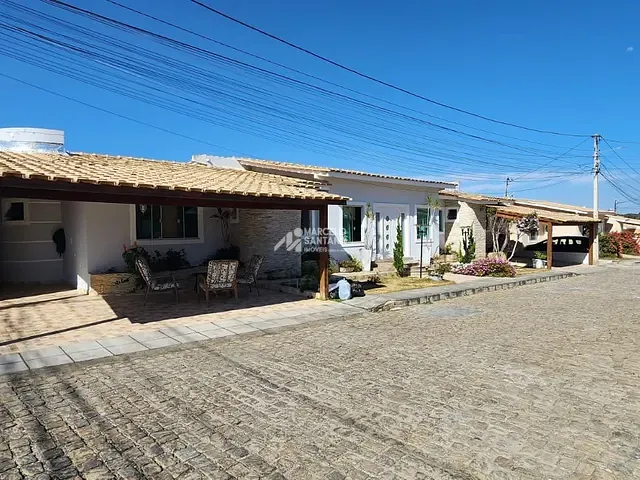 Casa 4 quartos e 2 banheiros, à venda, no bairro Recreio em Vitória da Conquista