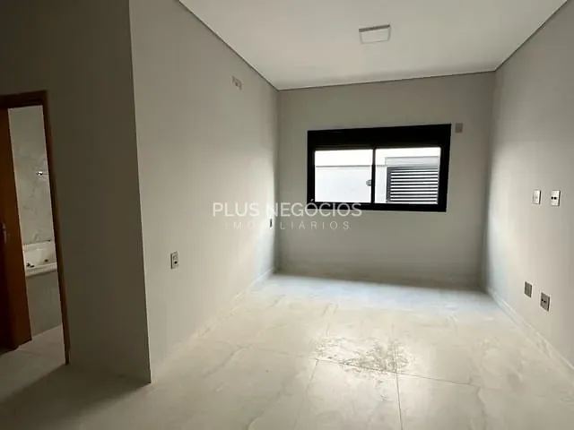 Casa com 465m² 3 quartos e 4 banheiros, à venda, no bairro Alphaville Nova Esplanada 3 em Votorantim