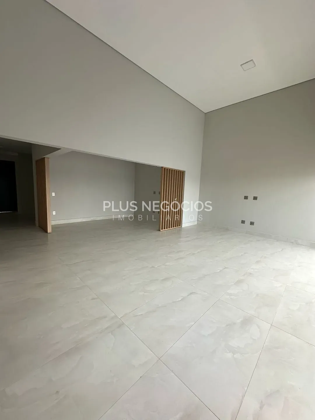 Casa, 3 quartos, 250 m² - Foto 8