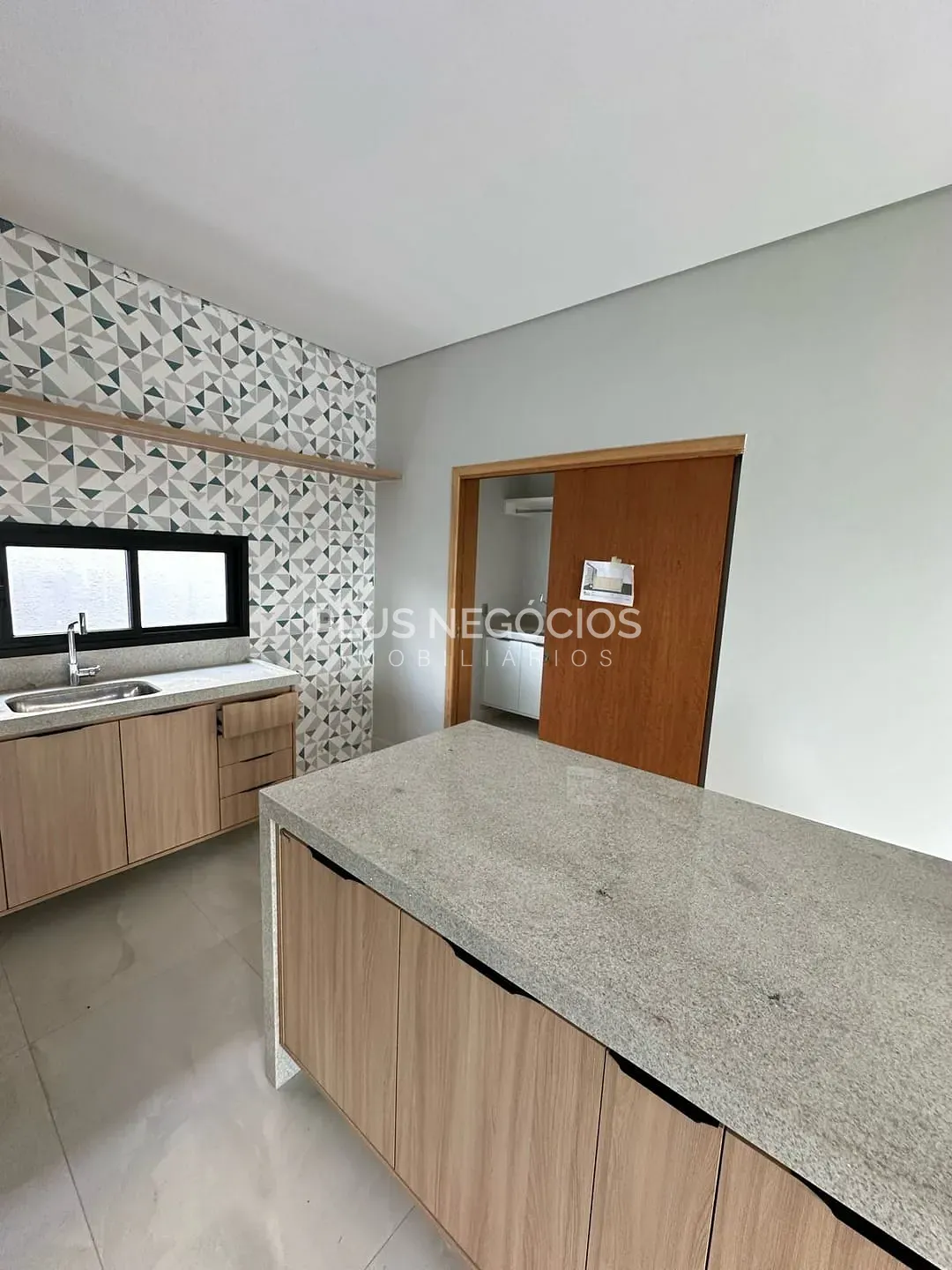 Casa, 3 quartos, 250 m² - Foto 11