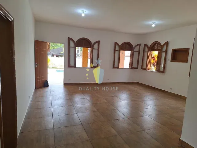 Casa com 660m² 5 quartos e 5 banheiros, à venda, no bairro Anil em Rio de Janeiro
