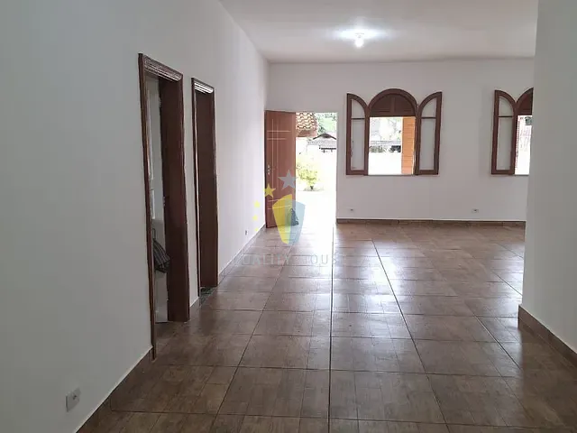 Casa com 660m² 5 quartos e 5 banheiros, à venda, no bairro Anil em Rio de Janeiro