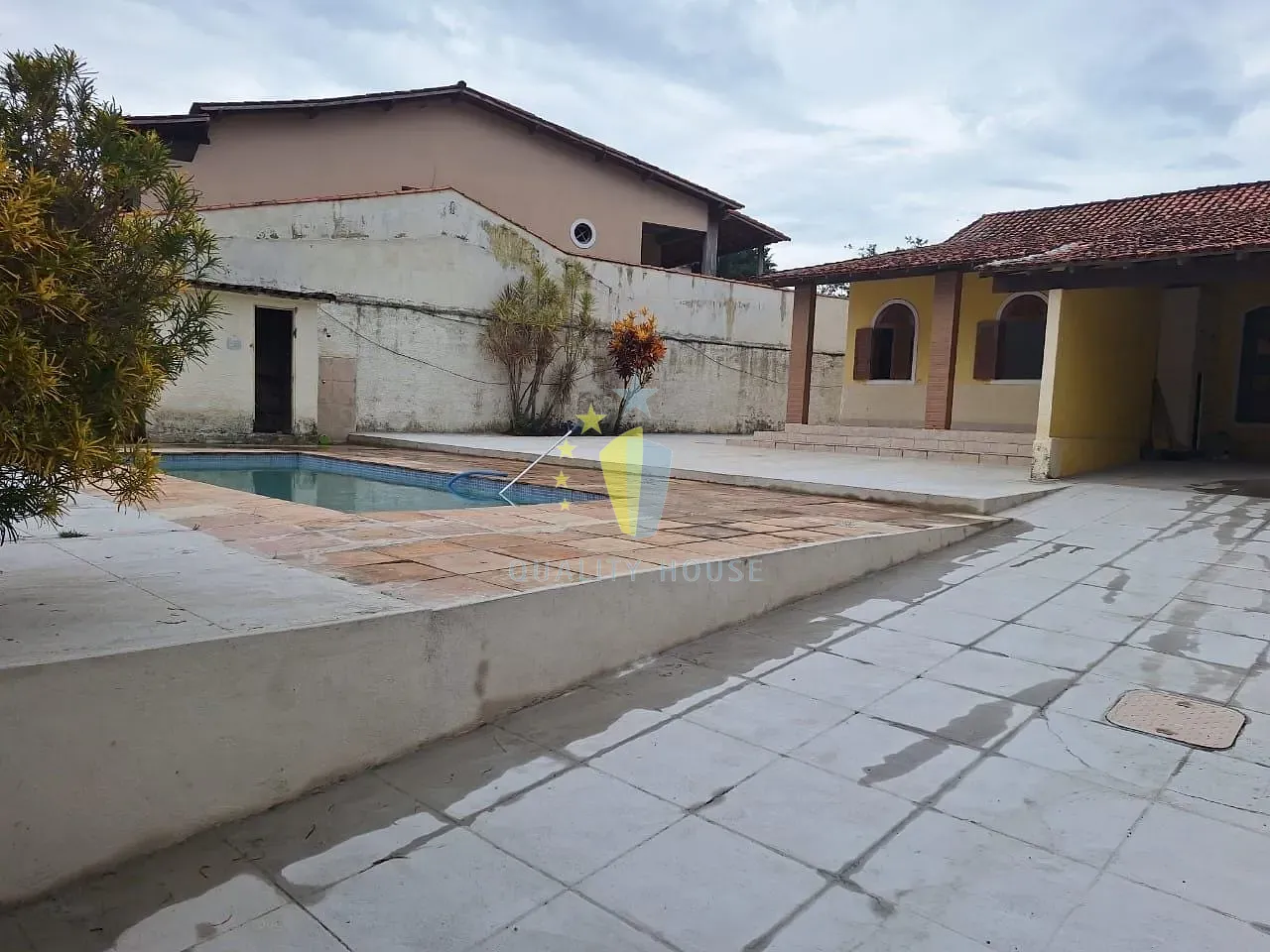 Casa, 5 quartos, 350 m² - Foto 1