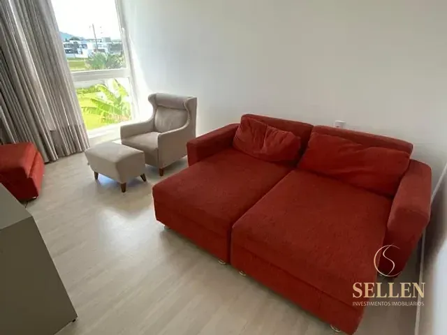 Casa com 335m² 3 quartos e 2 banheiros, à venda, no bairro Santa Regina em Camboriú