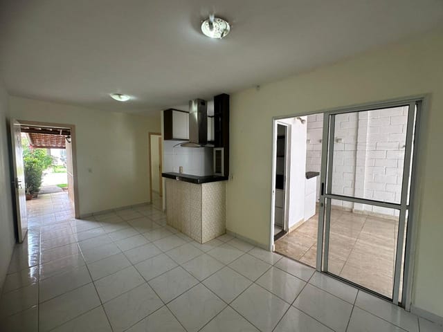 Casa 3 quartos e 1 banheiro, à venda, no bairro Jardim Gardênia em Goiânia