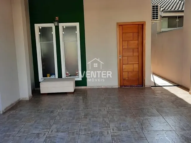 Casa 2 quartos e 2 banheiros, à venda, no bairro Jardim Jaraguá em Taubaté