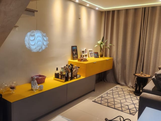 Casa com 222m² 3 quartos e 2 banheiros, para alugar, no bairro Jardim Colibri em Cotia