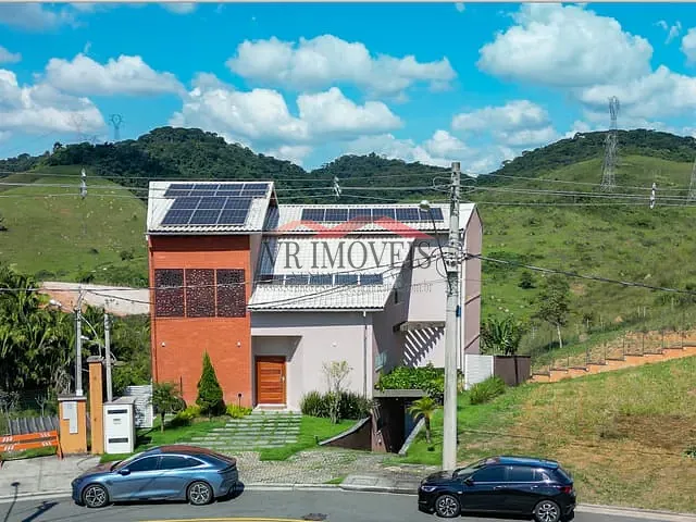 Casa com 740m² 5 quartos e 6 banheiros, à venda, no bairro Casa de Pedra em Volta Redonda