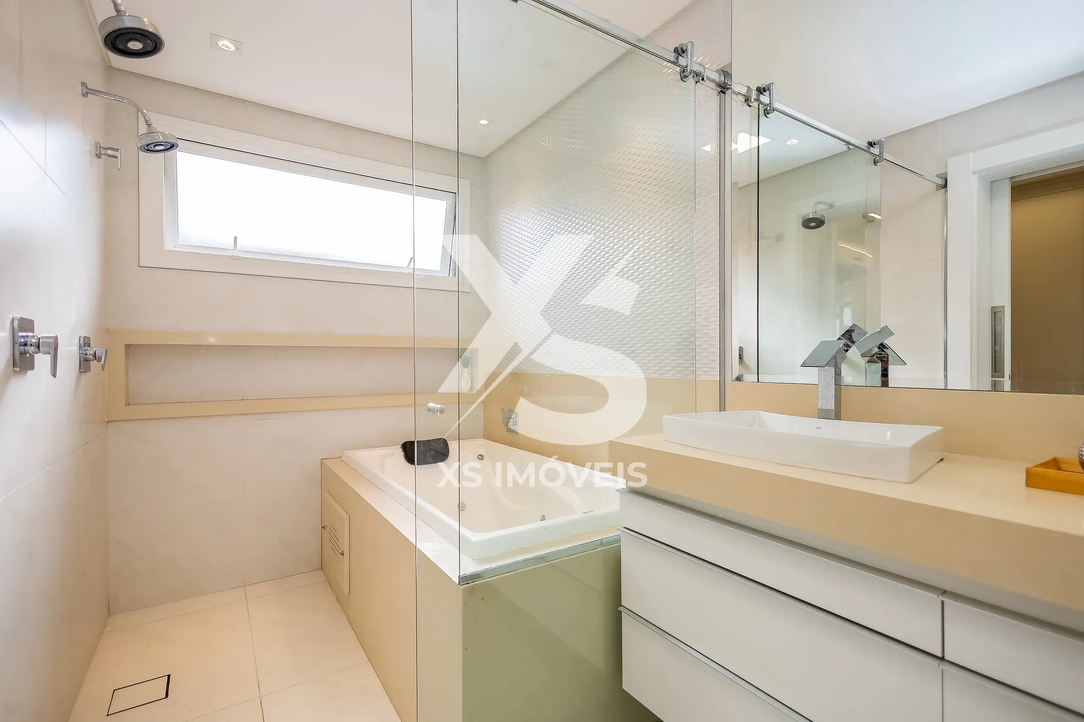 Casa, 3 quartos, 245 m² - Foto 38