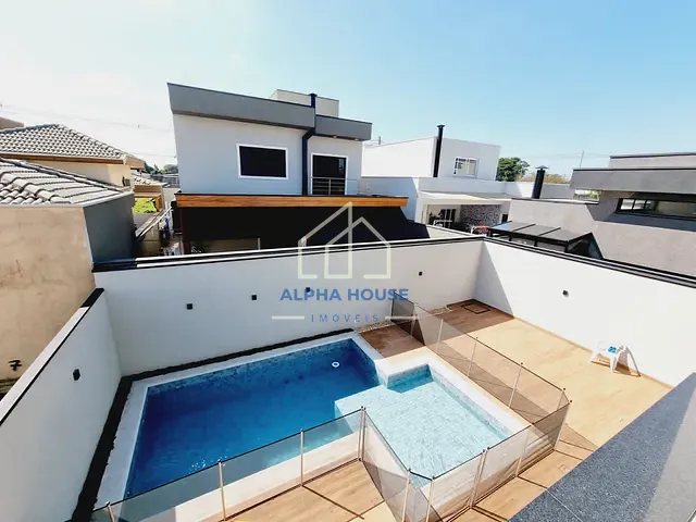 Sobrado com 300m² 3 quartos e 2 banheiros, à venda, no bairro Residencial Ouroville em Taubaté