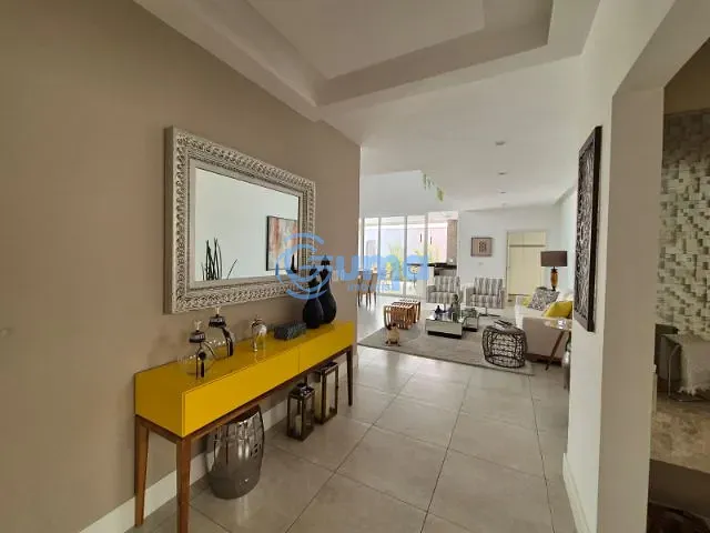 Casa com 554m² 4 quartos e 6 banheiros, à venda, no bairro Condomínio Residencial e Comercial Fazenda Santa Petronilla em Bragança Paulista