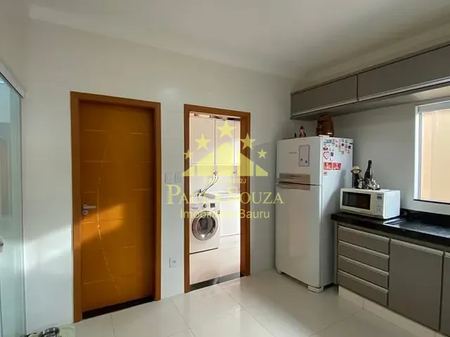 Casa com 329m² 3 quartos e 5 banheiros, à venda, no bairro Quinta Ranieri em Bauru