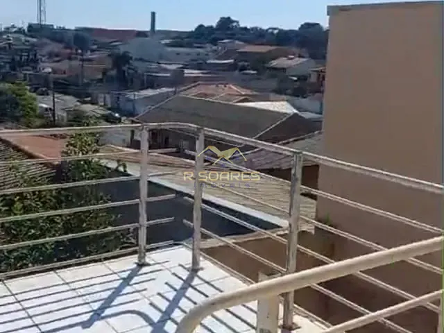 Casa com 120m² 2 quartos e 1 banheiro, à venda, no bairro Iguaçu em Araucária