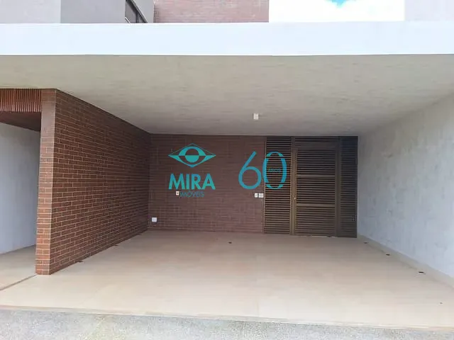 Casa com 406m² 4 quartos e 8 banheiros, à venda, no bairro Residencial Goiânia Golfe Clube em Goiânia