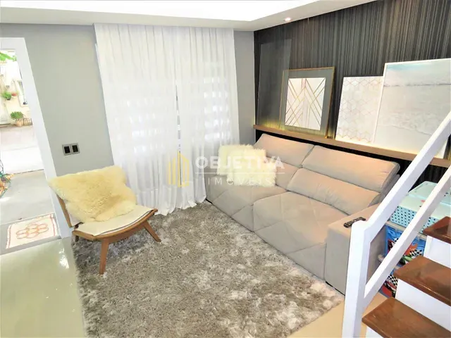 Casa 2 quartos e 2 banheiros, à venda, no bairro Humaitá em Porto Alegre