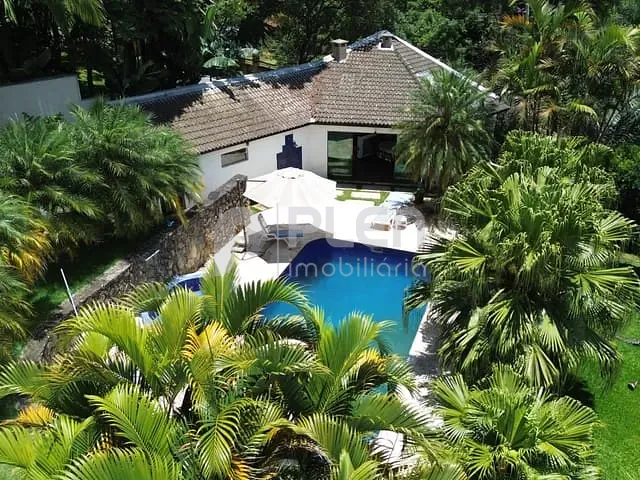 Casa com 2300m² 7 quartos e 6 banheiros, à venda, no bairro Caraguatá em Mairiporã