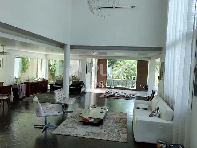 Casa com 2300m² 7 quartos e 6 banheiros, à venda, no bairro Caraguatá em Mairiporã