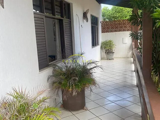 Casa com 563m² 5 quartos e 5 banheiros, à venda, no bairro Itapuã em Salvador