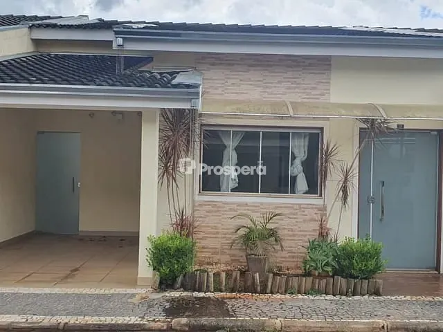 Casa com 140m² 3 quartos e 2 banheiros, à venda, no bairro Conjunto Vera Cruz em Goiânia