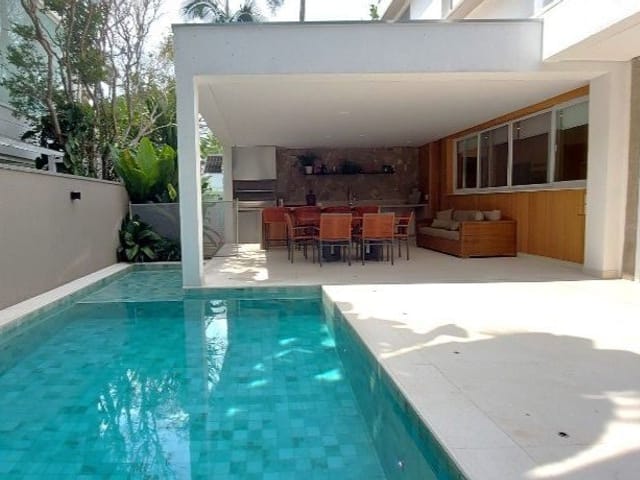 Casa com 551m² 3 quartos e 5 banheiros, à venda, no bairro Jardim dos Estados em São Paulo