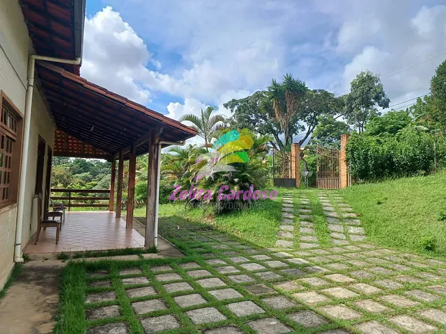 Casa com 3000m² 5 quartos e 2 banheiros, à venda, no bairro Condomínio Vale do Ouro em Ribeirão das Neves