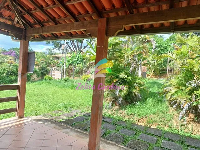 Casa com 3000m² 5 quartos e 2 banheiros, à venda, no bairro Condomínio Vale do Ouro em Ribeirão das Neves