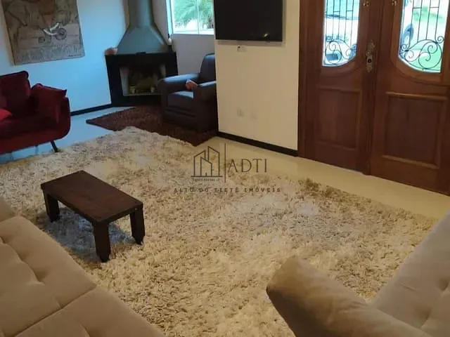 Casa com 300m² 4 quartos e 4 banheiros, à venda, no bairro Parque Residencial Itapeti em Mogi das Cruzes