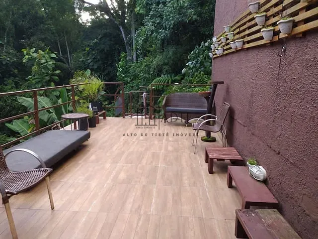 Casa com 300m² 4 quartos e 4 banheiros, à venda, no bairro Parque Residencial Itapeti em Mogi das Cruzes