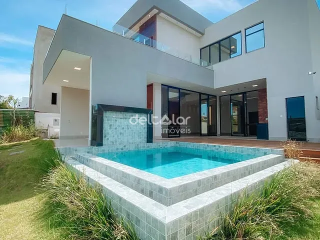 Casa com 504m² 4 quartos e 3 banheiros, para alugar, no bairro Alphaville Vespasiano em Vespasiano