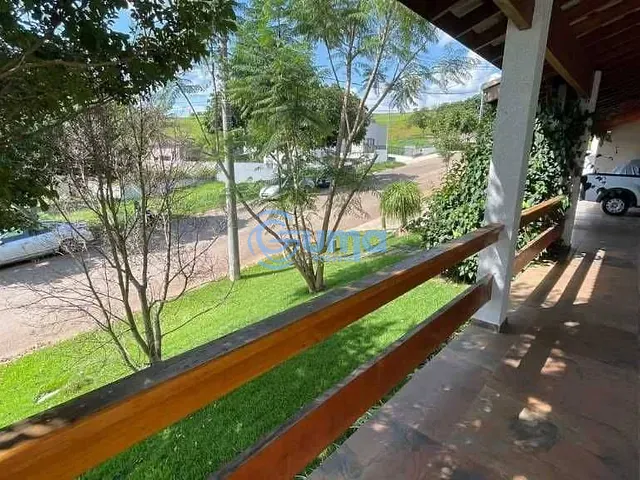 Casa com 1200m² 5 quartos e 6 banheiros, à venda, no bairro Condomínio Terras de Santa Cruz em Bragança Paulista