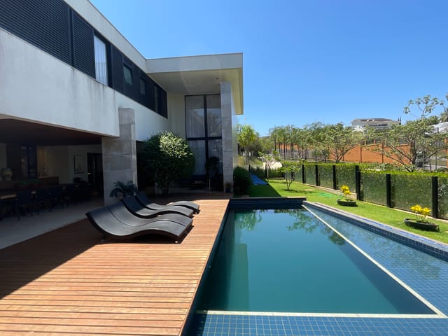 Casa em Condominio com 734m² 5 quartos e 6 banheiros, à venda, no bairro Residencial Alphaville Flamboyant em Goiânia