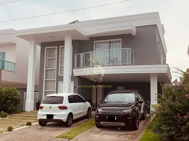 Casa com 340m² 4 quartos e 5 banheiros, à venda, no bairro Santa Regina em Camboriú