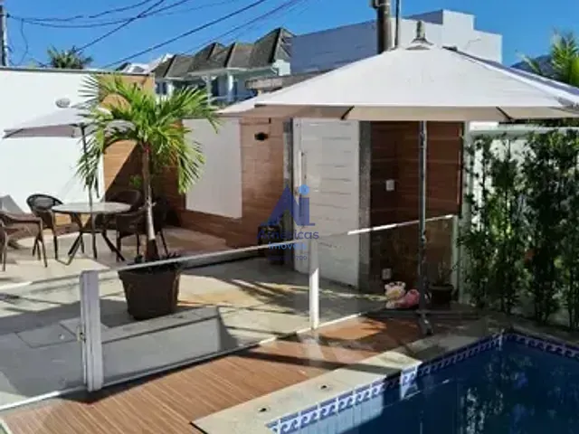Casa com 215m² 4 quartos e 6 banheiros, à venda, no bairro Vargem Pequena em Rio de Janeiro