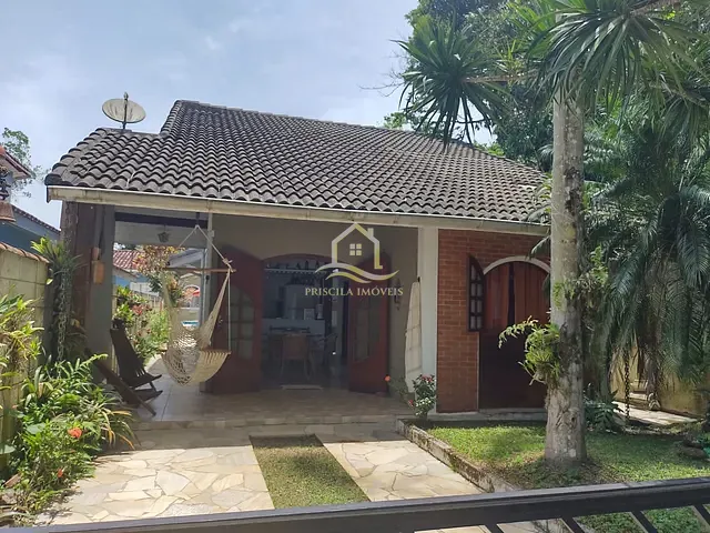 Casa com 285m² 3 quartos e 3 banheiros, à venda, no bairro Boracéia em São Sebastião