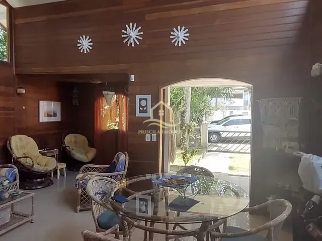 Casa com 285m² 3 quartos e 3 banheiros, à venda, no bairro Boracéia em São Sebastião
